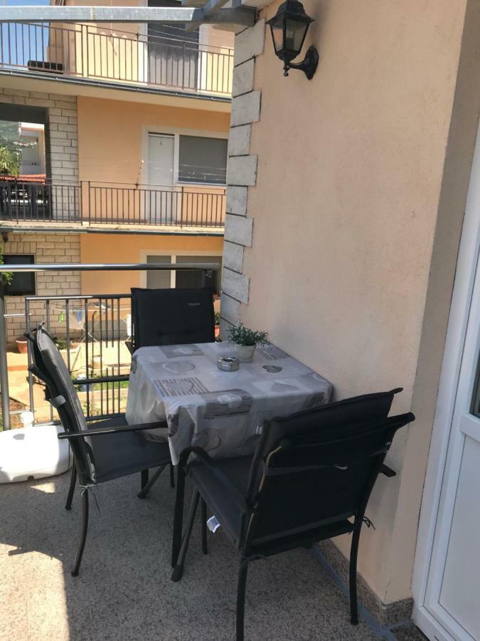 Apartment House Jerko Kaštela المظهر الخارجي الصورة